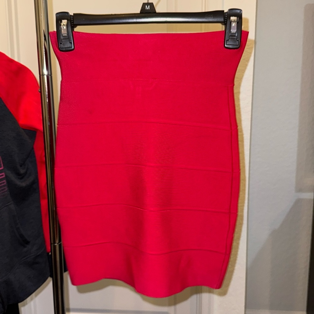 BCBG Maxazria bandage skirt